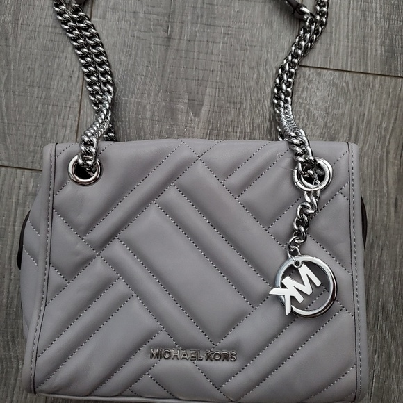 Micheal Kors Handbag - Picture 7 of 7